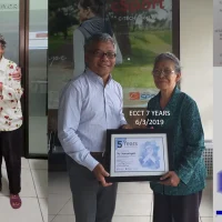 14 Tahun Melewati Kanker Stadium 3 Bu Soenaringsih Mencontohkan Kalau Mau Cepat Terbebas dari Kanker Lakukan Terapi Standar, Segera Pakai ECCT